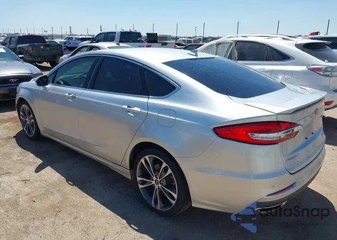 2019 Ford Fusion Titanium z USA, uszkodzony, nr VIN 3FA6P0D97KR138979